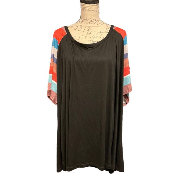Bloomchic Plus Size Black Shirt Striped Shirt Size 30 - Picture 1 of 5